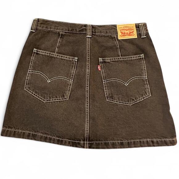 Levi’s Charcoal Black Denim Mini Skirt - Size 31 - Picture 1 of 3